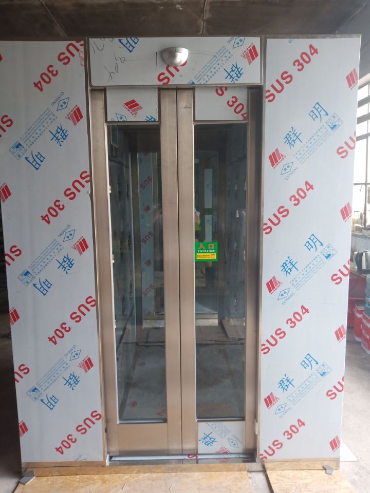 1650*1640*2200雙人雙吹自動(dòng)感應(yīng)門不銹鋼風(fēng)淋室(平移門)